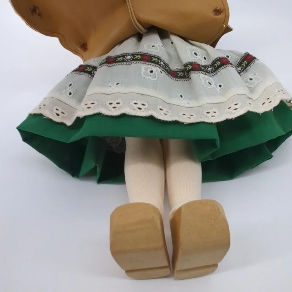 Vintage 1982 Ideal Shirley Temple Doll 12